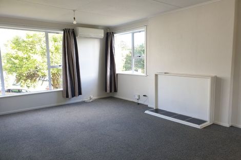 Photo of property in 3 Bellona Place, Cannons Creek, Porirua, 5024