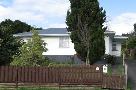 Photo of property in 29 Glen Marine Parade, Glendene, Auckland, 0602