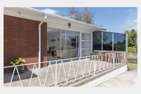 Photo of property in 39 Megan Avenue, Pakuranga Heights, Auckland, 2010