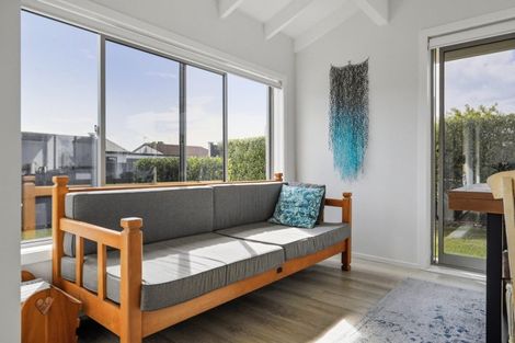 Photo of property in 3a Compton Place, Mount Maunganui, 3116