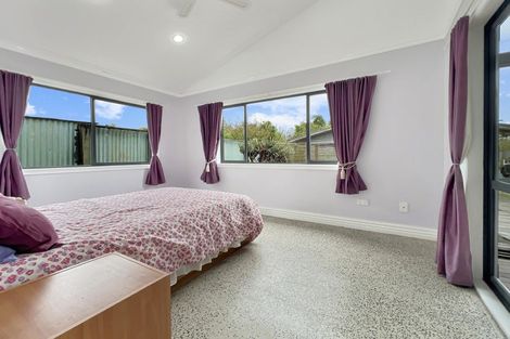 Photo of property in 10 Pohutukawa Avenue, Kaiaua, Pokeno, 2473