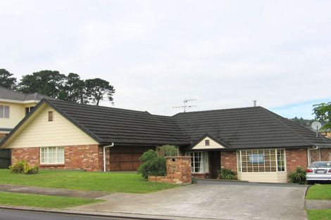 Photo of property in 11 Navan Place, Dannemora, Auckland, 2016