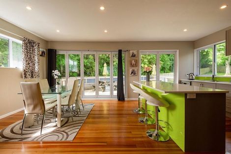 Photo of property in 11 Morgan Place, Tawa, Wellington, 5028