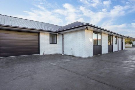Photo of property in 2/14 Woodhouse Street, Linwood, Christchurch, 8062