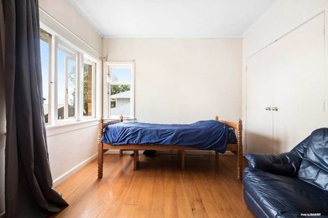 Photo of property in 4039 Great North Road, Glen Eden, Auckland, 0602