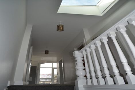 Photo of property in 29 Queen Street, Mount Victoria, Wellington, 6011