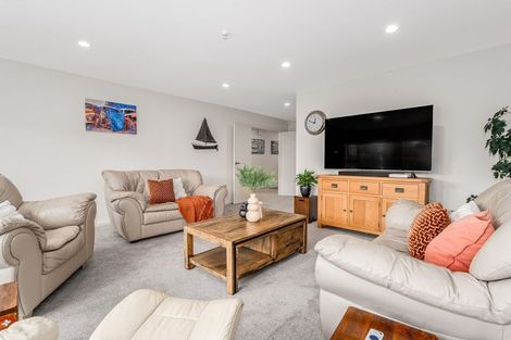 Photo of property in 121 Te Puia Drive, Aotea, Porirua, 5024