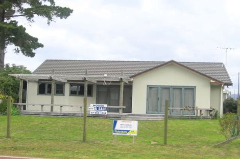 Photo of property in 121 Kowhai Avenue, Matarangi, Whitianga, 3592