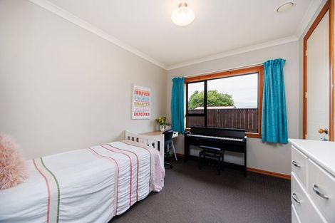 Photo of property in 7 Alpine Grove, Kelvin Grove, Palmerston North, 4414