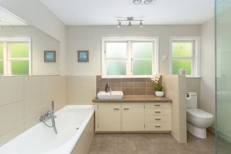 Photo of property in 40 Reading Street, Greytown, 5712