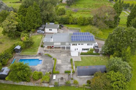 Photo of property in 173 State Highway 1, Waikanae, 5391