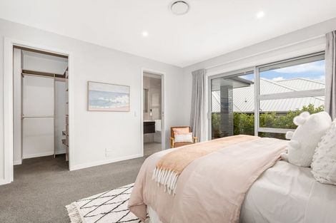 Photo of property in 49 Waitaria Terrace, Aotea, Porirua, 5024