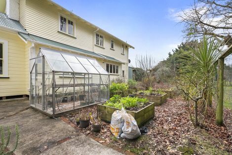 Photo of property in 7 Calico Line, Marton, 4710