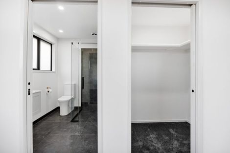 Photo of property in 74 Turuturu Road, Hawera, 4674