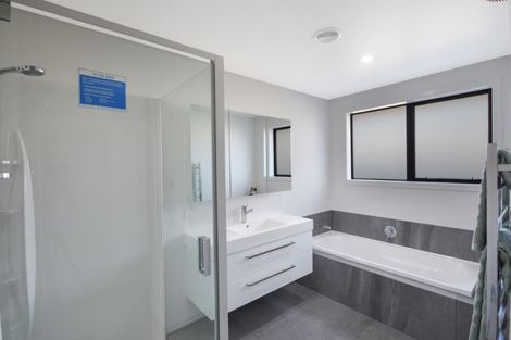 Photo of property in 97 Wingatui Road, Mosgiel, 9024