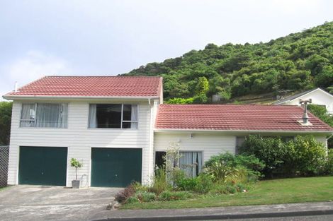 Photo of property in 11 Vasanta Avenue, Ngaio, Wellington, 6035