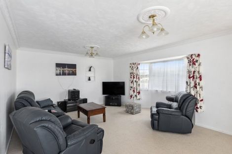 Photo of property in 570 Queen Street East, Levin, 5510