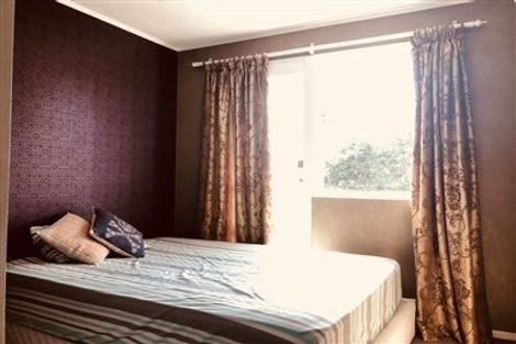 Photo of property in 72 Sycamore Drive, Sunnynook, Auckland, 0620