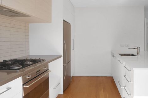 Photo of property in 63 Springfield Road, St Albans, Christchurch, 8014