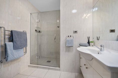 Photo of property in 25 La Cumbre Close, Bethlehem, Tauranga, 3110