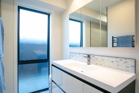 Photo of property in 3 Webber Street, Cambridge, 3434