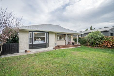 Photo of property in 17a Franklin Avenue, Hokowhitu, Palmerston North, 4410