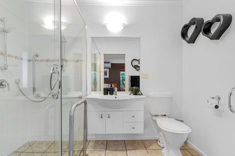 Photo of property in 3 Mcleod Place, Papamoa Beach, Papamoa, 3118