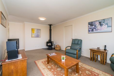 Photo of property in 3 Loudon Street, Green Island, Dunedin, 9018