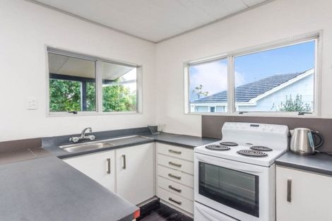 Photo of property in 29 Rosier Road, Glen Eden, Auckland, 0602