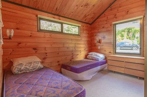 Photo of property in 221 Russell Bruce Place, Onemana, Whangamata, 3691