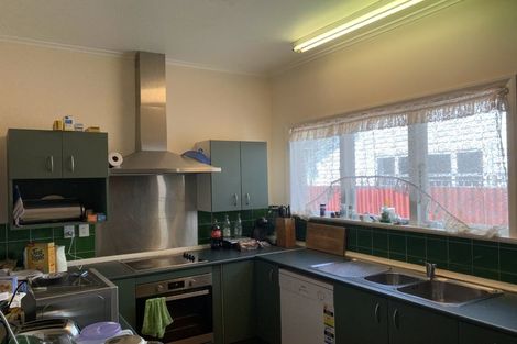 Photo of property in 37 Kemp Street, Kilbirnie, Wellington, 6022