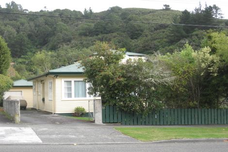 Photo of property in 58 Tawhai Street, Stokes Valley, Lower Hutt, 5019