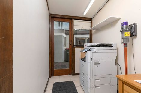 Photo of property in 15 Fairlea Road, Te Atatu South, Auckland, 0610