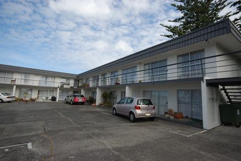 Photo of property in 8/19a Verbena Road, Birkdale, Auckland, 0626