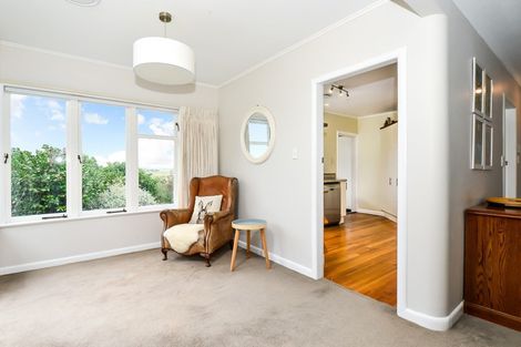 Photo of property in 43 Gibson Road, Dinsdale, Hamilton, 3204