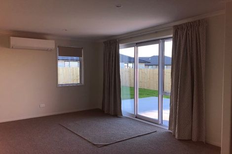 Photo of property in 37 Lake Drive, Tikipunga, Whangarei, 0112