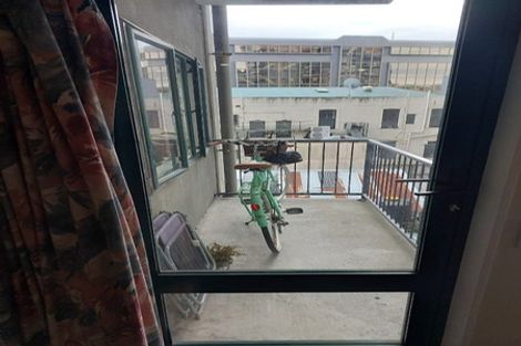 Photo of property in Courtenay Apartments, 305/120 Courtenay Place, Te Aro, Wellington, 6011