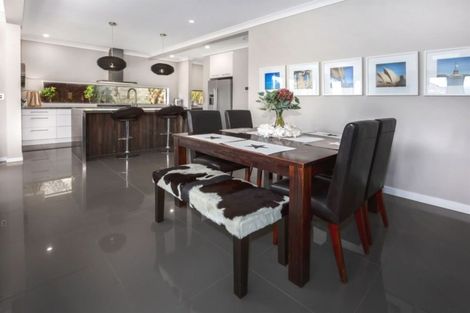 Photo of property in 129 Woodman Drive, Tawa, Wellington, 5028