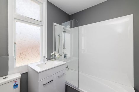 Photo of property in 52 Laurence Street, Waltham, Christchurch, 8011