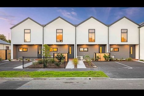 Photo of property in 51 Walpole Street, Waltham, Christchurch, 8023