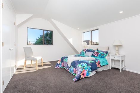 Photo of property in 2/38 Dominion Street, Takapuna, Auckland, 0622