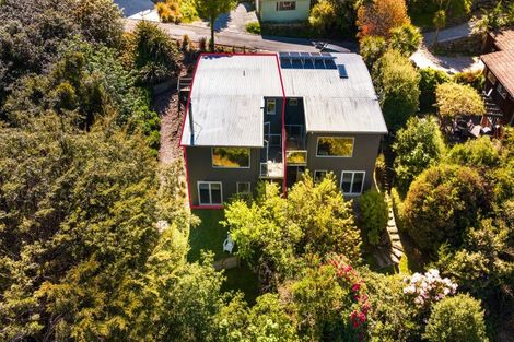 Photo of property in 14a Mckerrow Place, Sunshine Bay, Queenstown, 9300