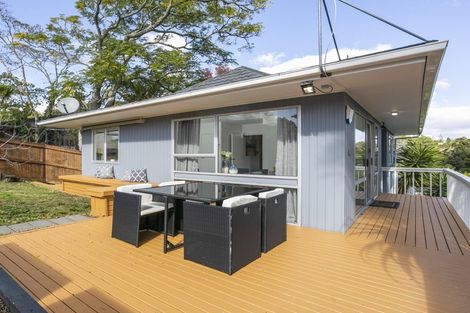 Photo of property in 2/34 Morriggia Place, Bayview, Auckland, 0629