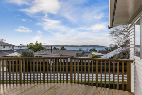 Photo of property in 46 Totara Road, Te Atatu Peninsula, Auckland, 0610