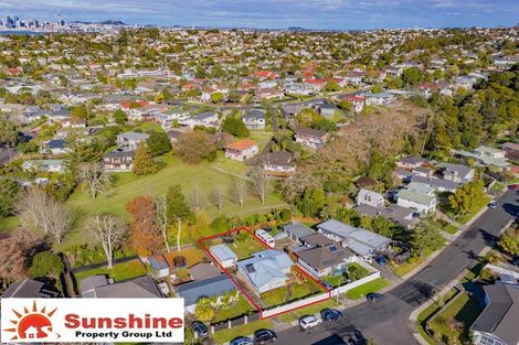 Photo of property in 12 Mountbatten Avenue, Hillcrest, Auckland, 0627