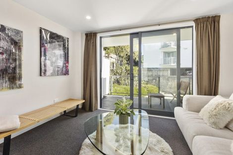 Photo of property in 2/464 Adelaide Road, Berhampore, Wellington, 6023