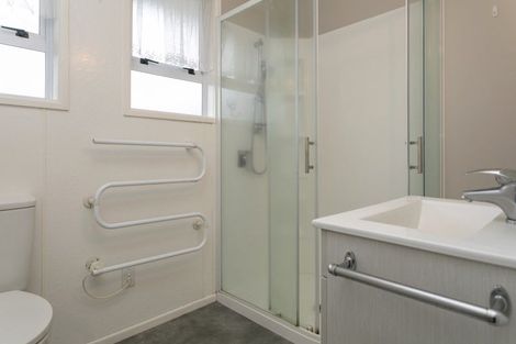 Photo of property in 8 Paehoro Grove, Turangi, 3334