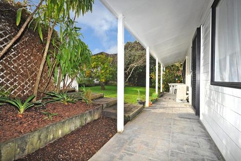 Photo of property in 2/37 Reeves Road, Pakuranga, Auckland, 2010