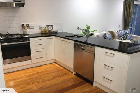 Photo of property in 2a/21 Hargreaves Street, Auckland Central, Auckland, 1011