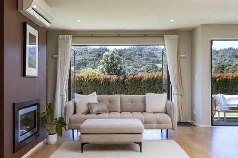 Photo of property in 30 Robert Might Road, Huapai, Kumeu, 0810